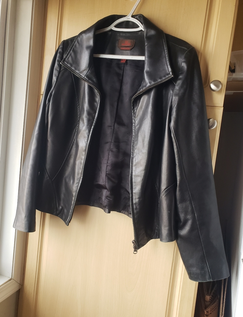 Danier Classic Black Italian Leather Jacket - Women